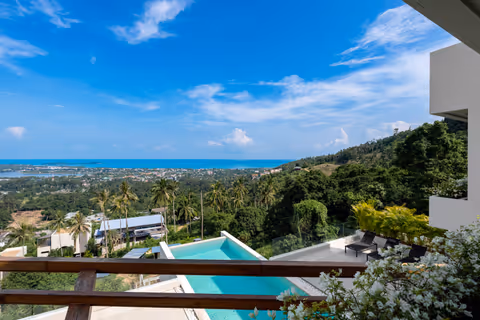 Azure Villa with Infinity Pool and Sea View photo 5