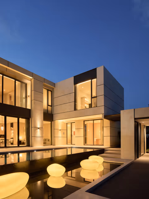 Lavish Estates photo 3
