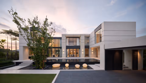 Lavish Estates photo 2