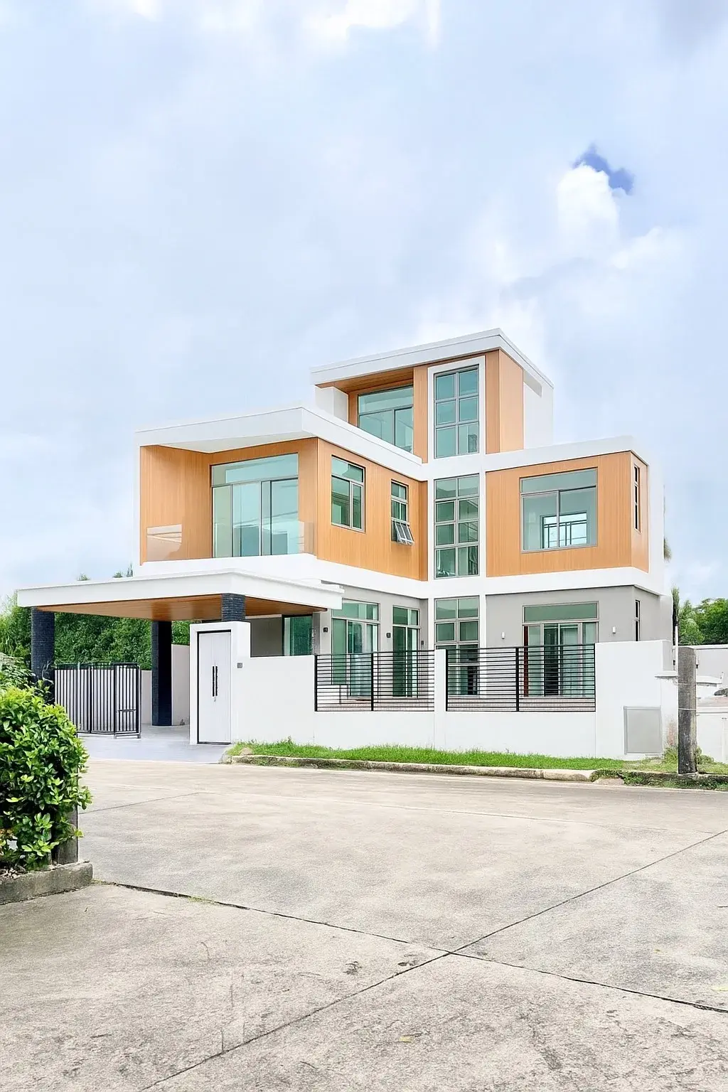 NAI Villas Lagoon Chalong photo 1