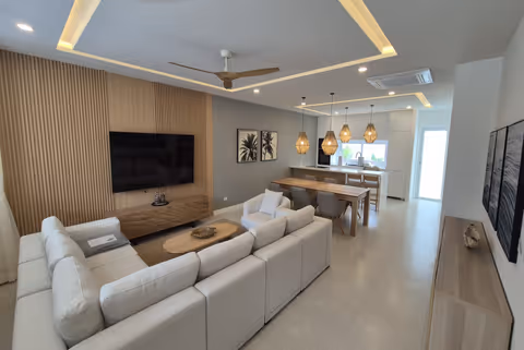 Platinum Residence photo 3