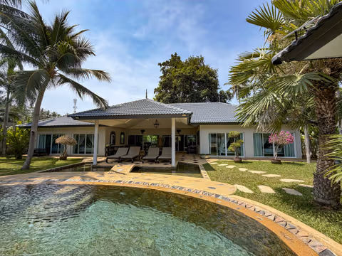 Secret Garden Villa