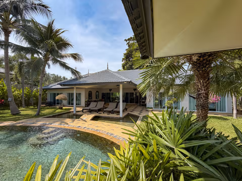 Secret Garden Villa photo 4